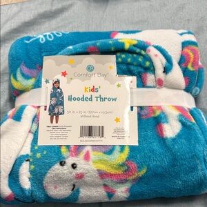 Comfort Bay Kids' Blue Unicorn Hooded Throw